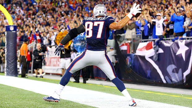rob-gronkowski-new-england-patriots-against-the-grain.jpg